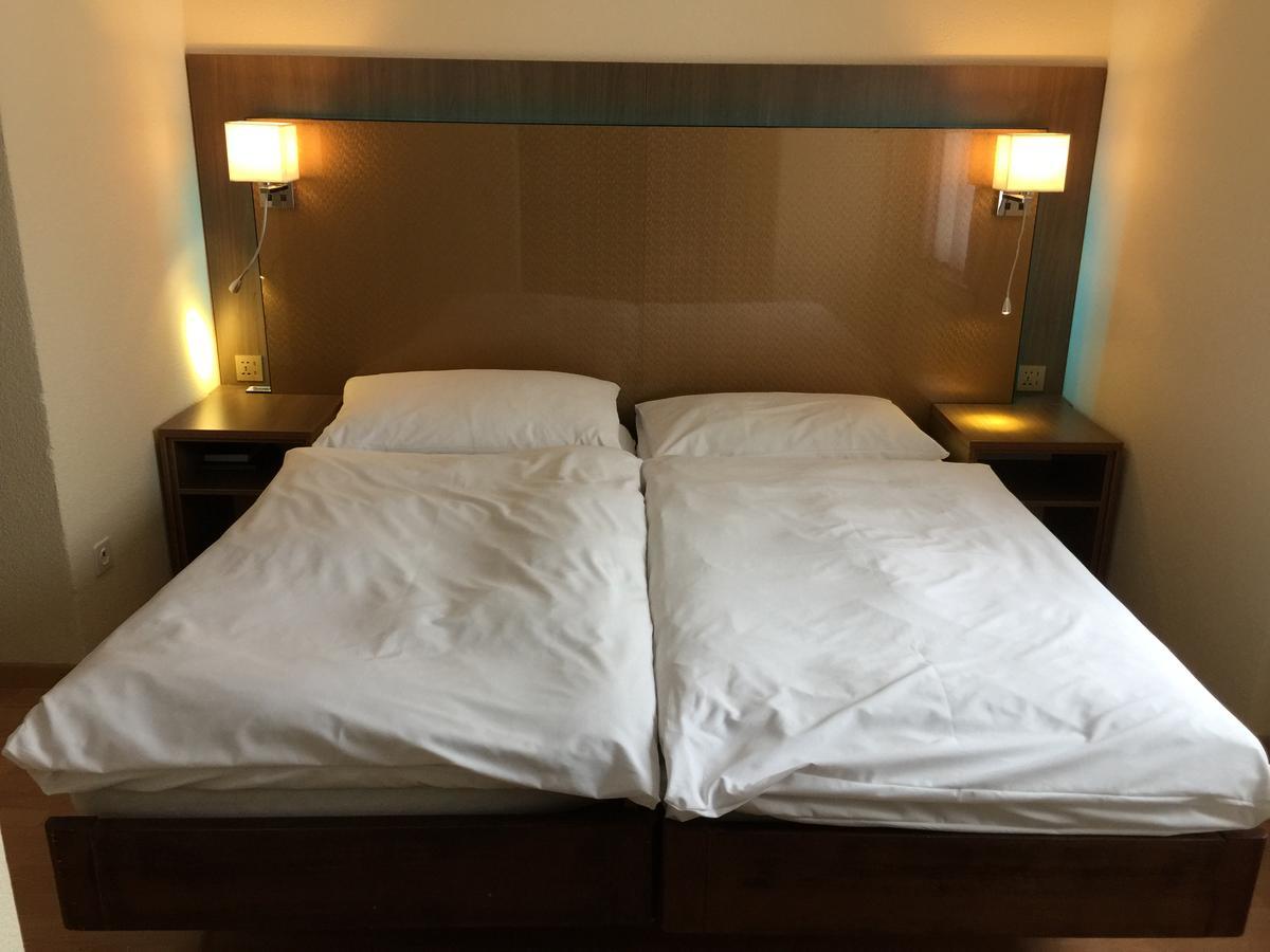 Zys Hotel Wettingen Eksteriør billede